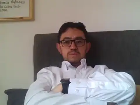 Snapshot of Diptongo chatting on 03.22.25 Diptongo online show from 03.22.25