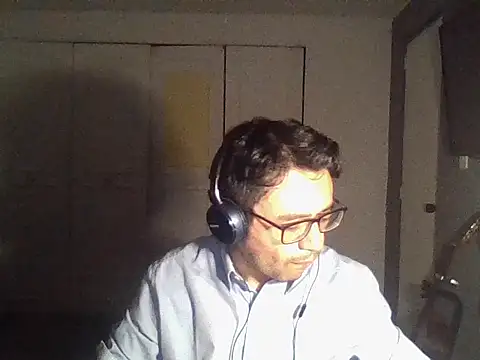 Diptongo online show from 11.27.25