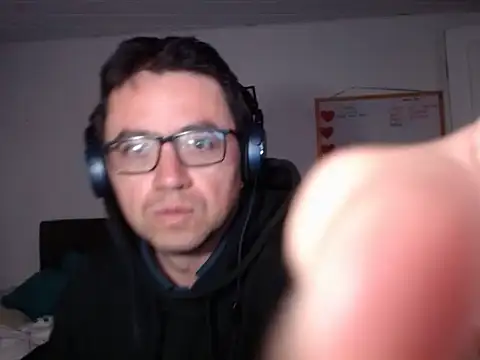 Diptongo online show from 12.22.25