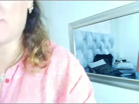 charlotte  G online show from 09.22.25