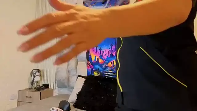 charlotte  G online show from 10.16.25