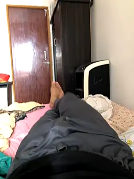 Snapshot of Zeuhorny chatting on 09.26.25 Zeuhorny online show from 09.26.25