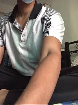 Zeuhorny online show from 05.12.26