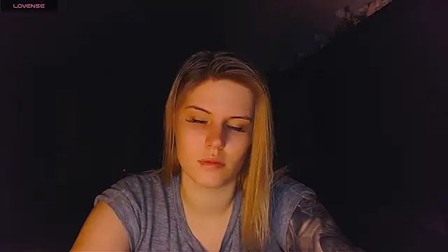 VoluptuousDreams online show from 02.28.25