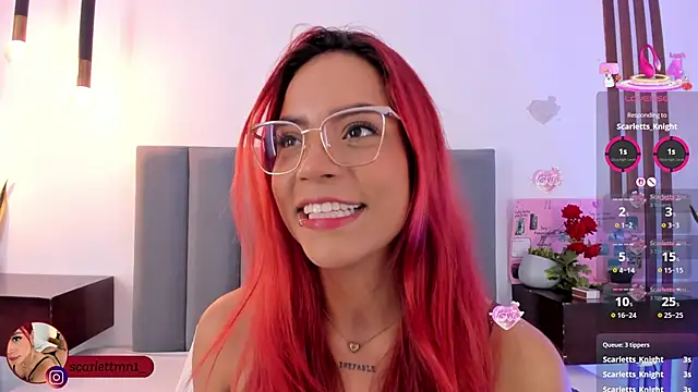 Snapshot of Scarlett_Morgan_ chatting on 11.06.25 Scarlett Morgan online show from 11.06.25