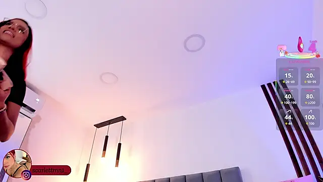 Snapshot of Scarlett_Morgan_ chatting on 11.08.25 Scarlett Morgan online show from 11.08.25