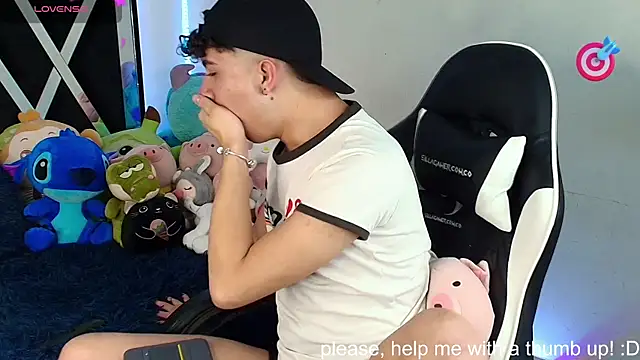 Snapshot of Niico_Cruz chatting on 01.14.25 Niico Cruz online show from 01.14.25