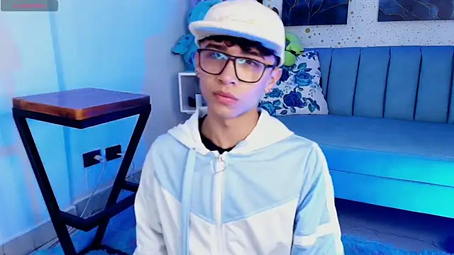 Snapshot of Niico_Cruz chatting on 03.08.25 Niico Cruz online show from 03.08.25