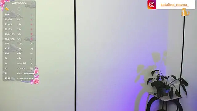 Katalina novoa online show from 06.14.26