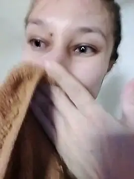 Snapshot of Marye_sony chatting on 10.31.25 Marye sony online show from 10.31.25