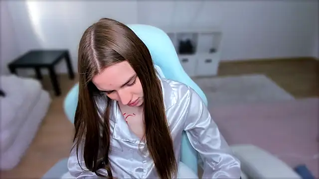 StellaLawless online show from 03.15.25