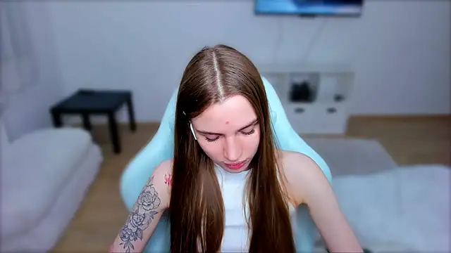 StellaLawless online show from 03.16.25