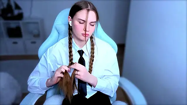 StellaLawless online show from 01.12.26