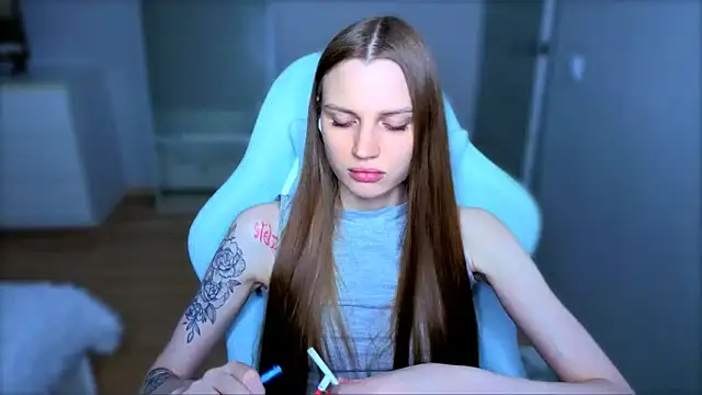 StellaLawless online show from 05.23.26