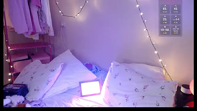 Snapshot of KatieMelone chatting on 01.31.26 KatieMelone online show from 01.31.26