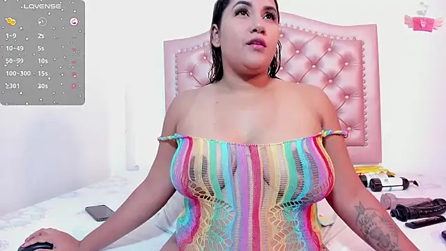 Katryn Priettoo online show from 11.27.25