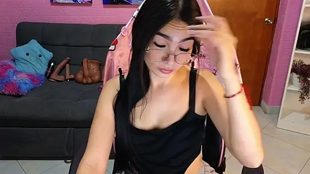 Snapshot of keity_moon chatting on 01.17.26 keity moon online show from 01.17.26