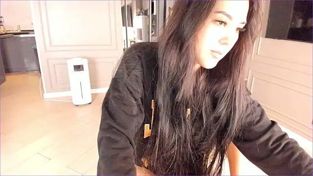 furry bear online show from 03.09.25