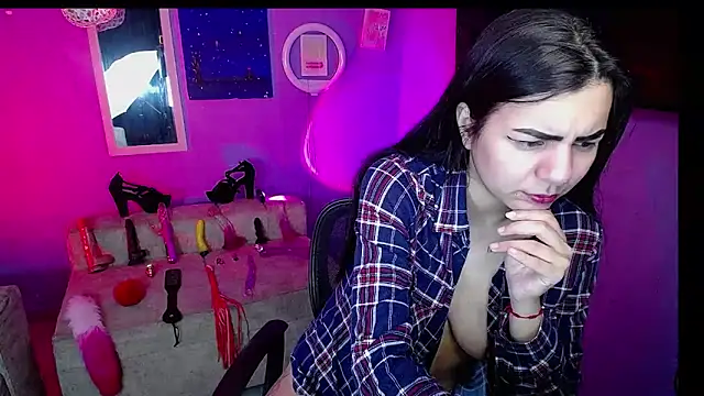 IsisRouse online show from 10.22.25