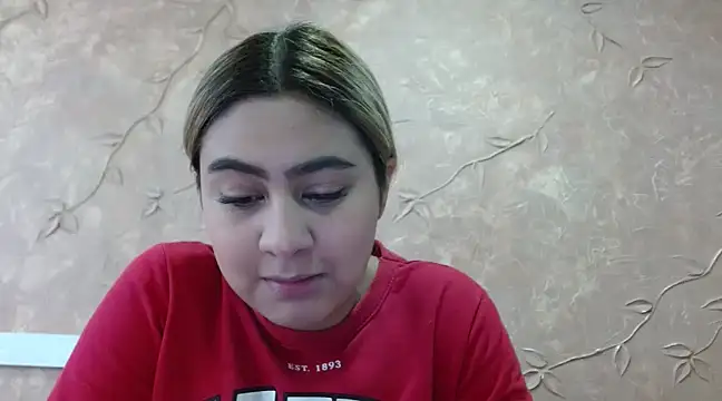 Miabonnett  online show from 02.24.25