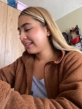 Miabonnett  online show from 05.25.26