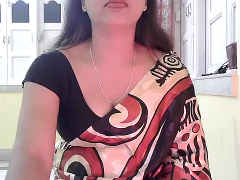 Snapshot of Model-Tanya chatting on 11.19.25 Model-Tanya online show from 11.19.25