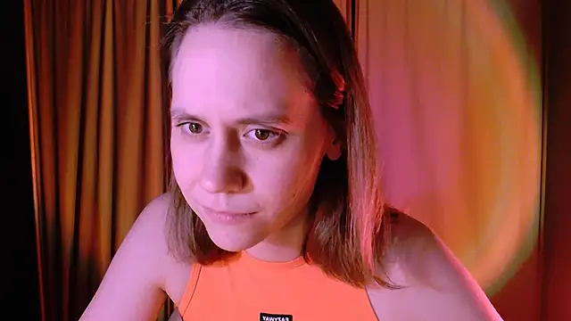 Snapshot of Malinax chatting on 01.21.25 Malinax online show from 01.21.25