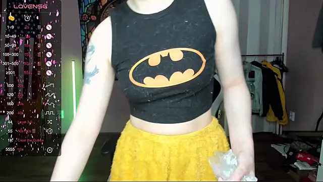 Snapshot of Project_hisoka chatting on 10.04.25 Project hisoka online show from 10.04.25