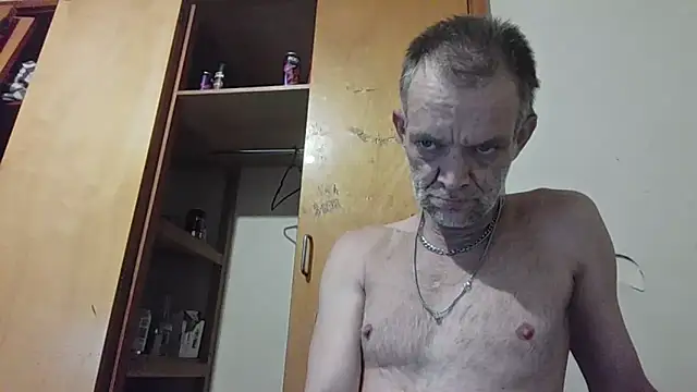 Snapshot of TooFknHorny7676@xh chatting on 06.06.26 TooFknHorny7676xh online show from 06.06.26