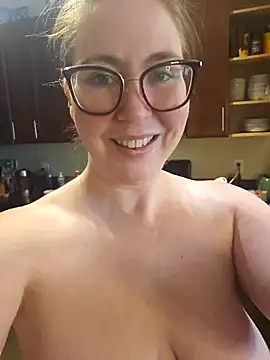 Snapshot of littlelustlamb chatting on 01.15.25 littlelustlamb online show from 01.15.25