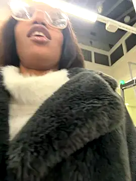 Black Dolll online show from 12.19.25