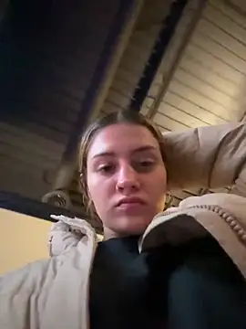 emilysue1 online show from 12.31.24