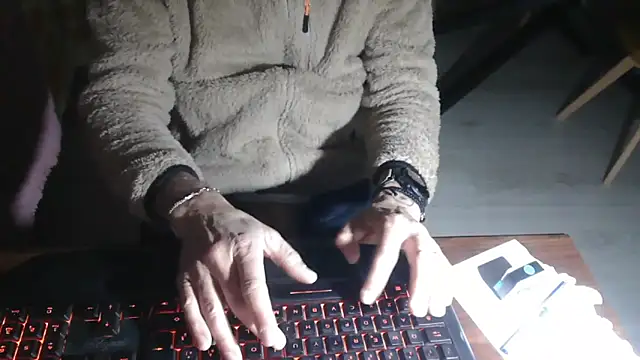 Adri gard online show from 04.04.26