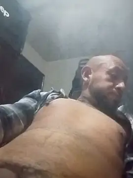 pineda1689 online show from 10.19.25