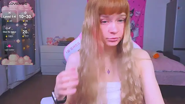 Snapshot of Milia_Parker chatting on 11.02.25 Milia Parker online show from 11.02.25