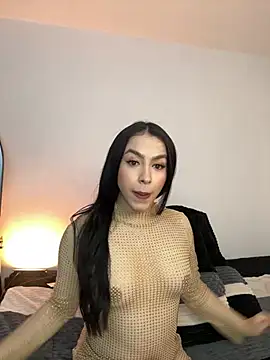 Vonmodel1 online show from 04.25.26