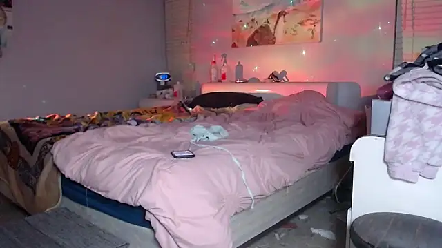 Snapshot of sweetnissapril chatting on 12.05.24 sweetnissapril online show from 12.05.24