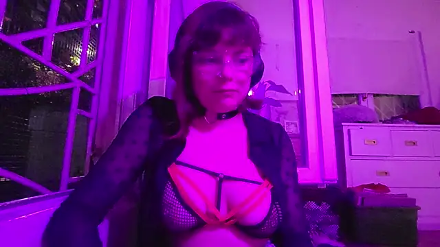 estivalia xxx online show from 03.17.26