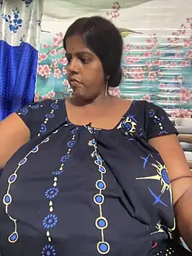 Beauty-queen online show from 03.26.26