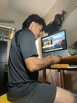 Snapshot of MynameisPaco chatting on 11.03.25 MynameisPaco online show from 11.03.25