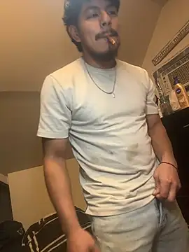 Snapshot of MynameisPaco chatting on 11.25.25 MynameisPaco online show from 11.25.25