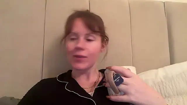 redheadrosie69 online show from 10.17.25