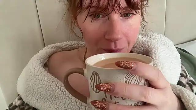 redheadrosie69 online show from 10.27.25