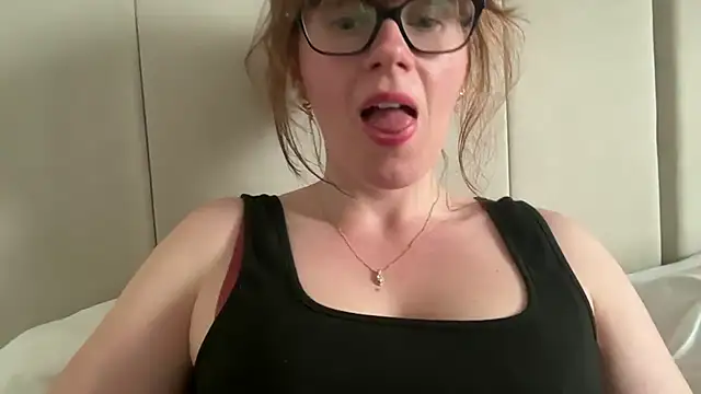 redheadrosie69 online show from 04.01.26