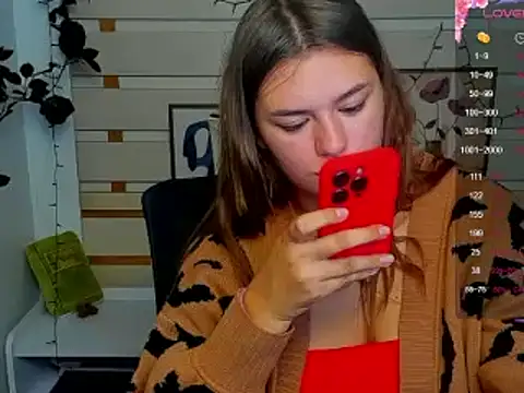 Josephine Kiss online show from 07.05.26