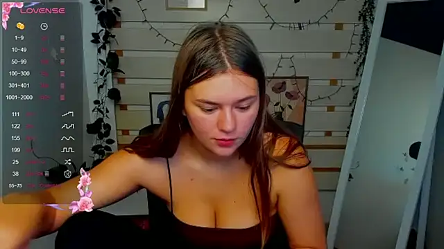 Josephine Kiss online show from 07.31.26