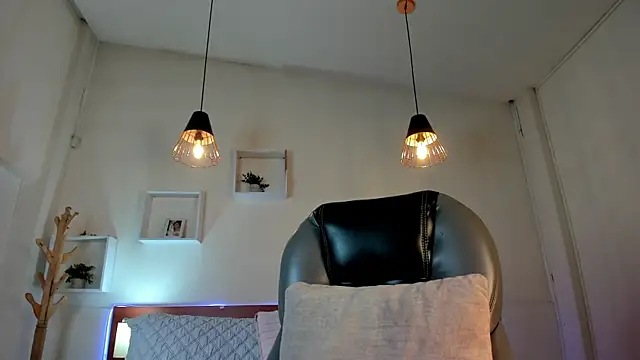 Jayden Jonnes online show from 04.18.26