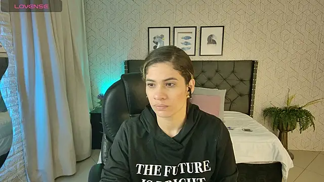 Snapshot of sussy__stone chatting on 12.08.24 sussy stone online show from 12.08.24