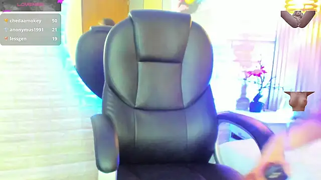 Snapshot of sussy__stone chatting on 01.05.25 sussy stone online show from 01.05.25