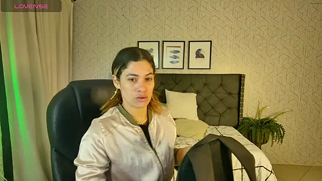 Snapshot of sussy__stone chatting on 01.13.25 sussy stone online show from 01.13.25